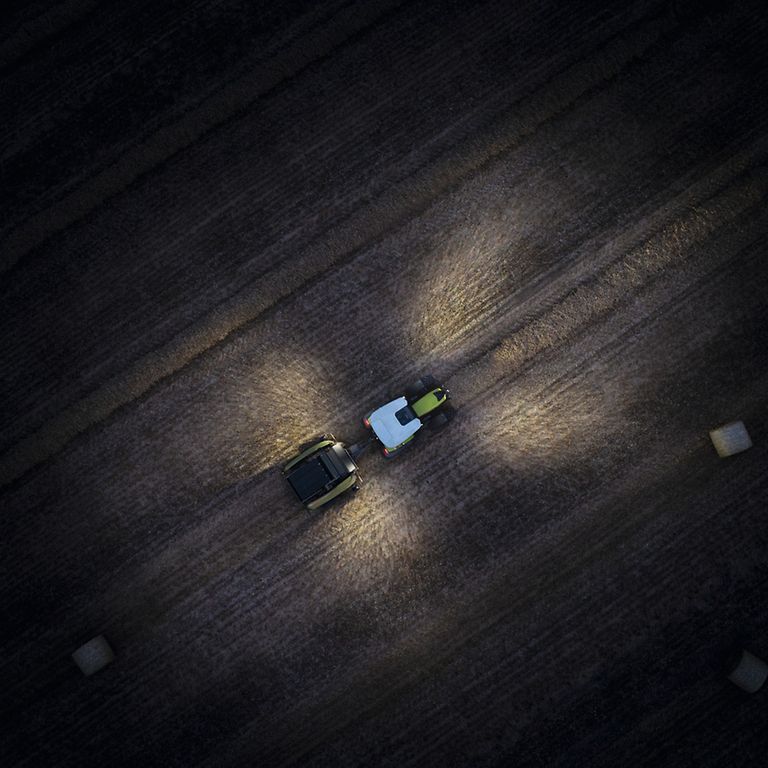 832107_27
